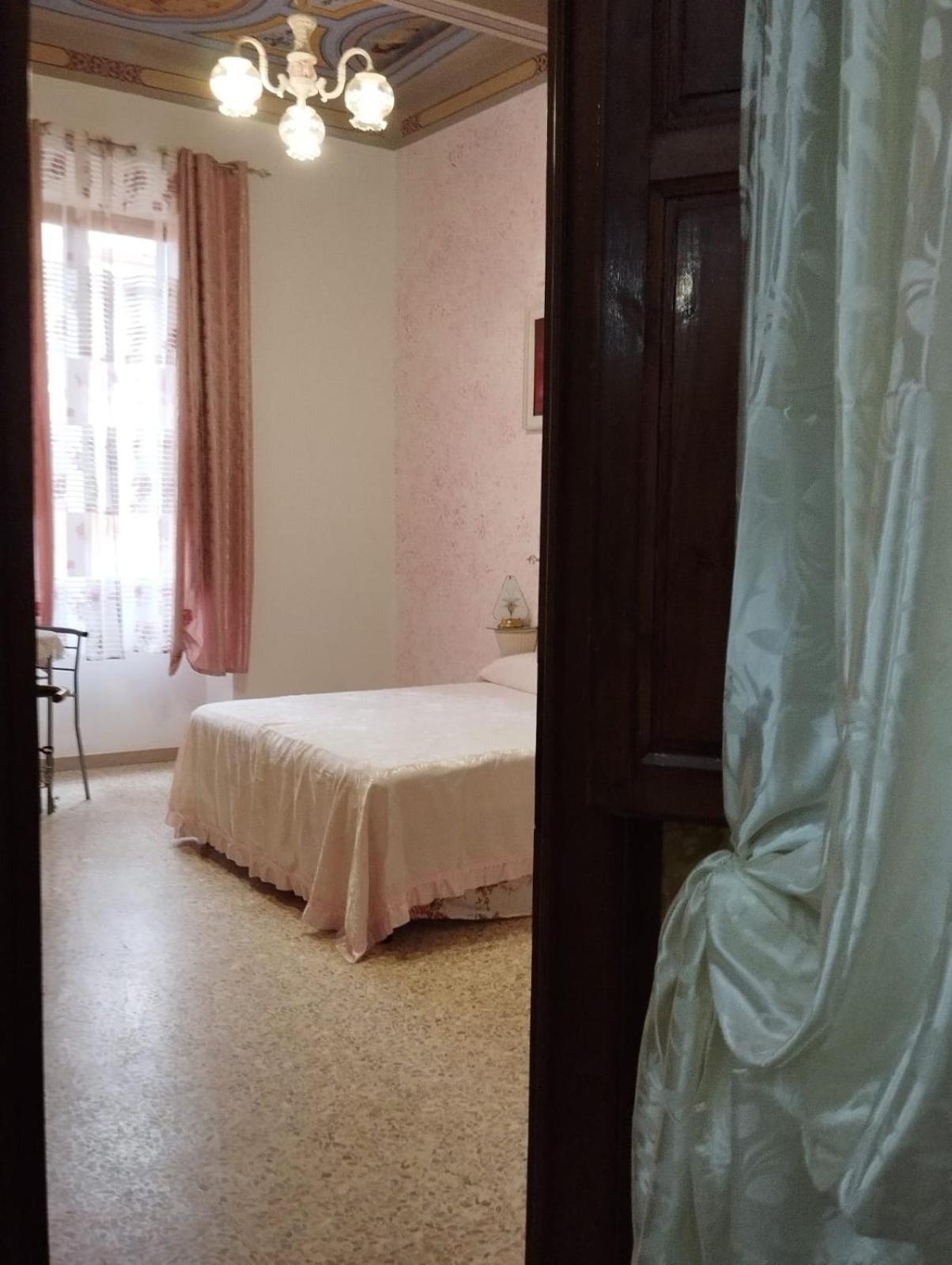 The Family House Ξενοδοχείο Λιβόρνο Εξωτερικό φωτογραφία